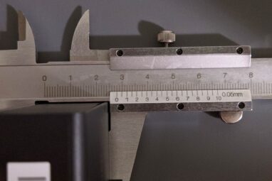 Габарити Hölmer NRG-01 Rabbit – 142×68×28 мм